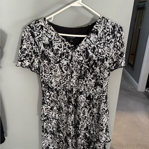 Connected Apparel Monochrome Patterned Dress